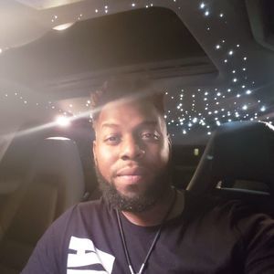 Meet your Posher, Pierre